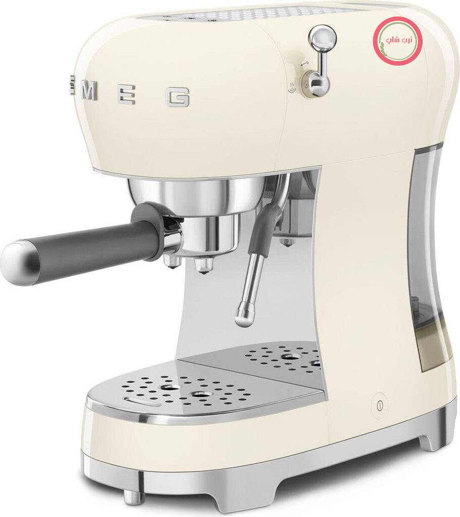 اسپرسو ساز اسمگ ایتالیا مدل Smeg ECF02CREU رنگ کرم با طراحی کلاسیک دهه ۵۰